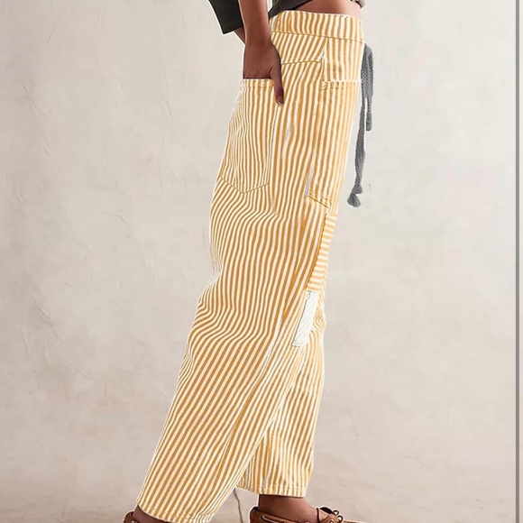 Striped Yellow Barrel Pants - Picture 3 of 3